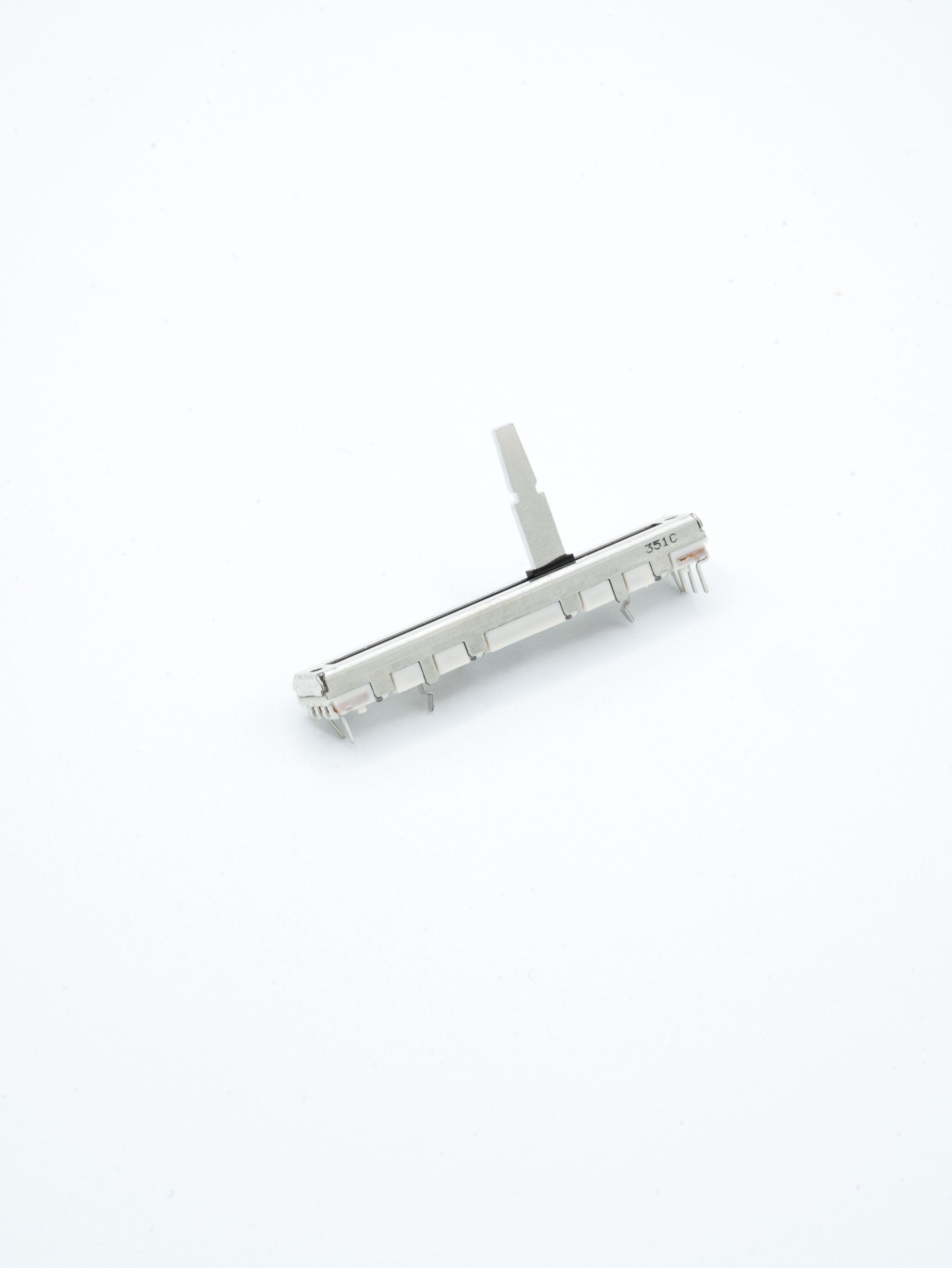 DCV1010