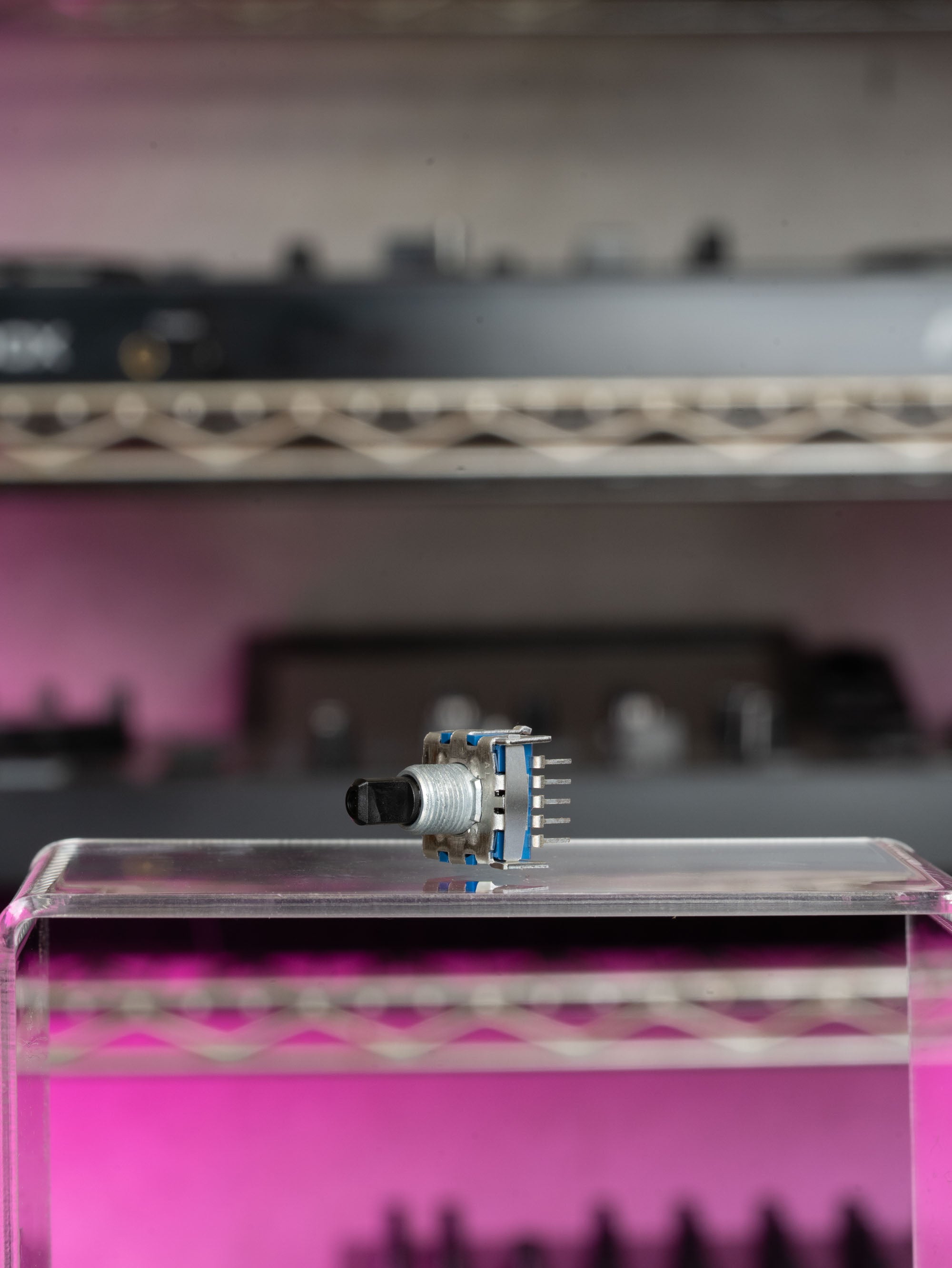 DSG1098